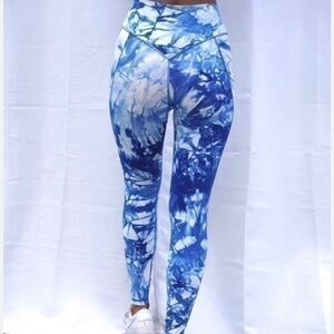 Tier Activewear blue and white workout leggings size small nwot